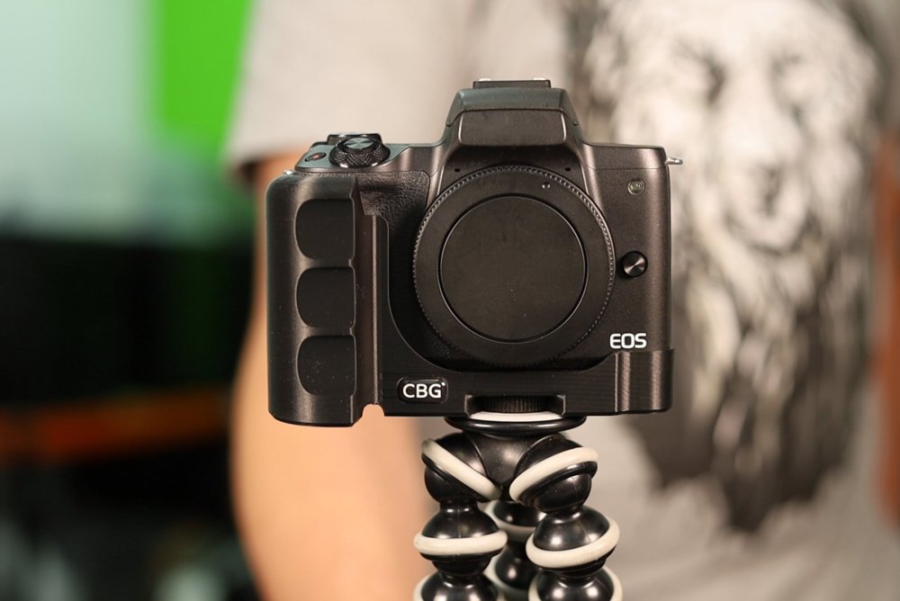 Extension Grip for Canon EOS M50
