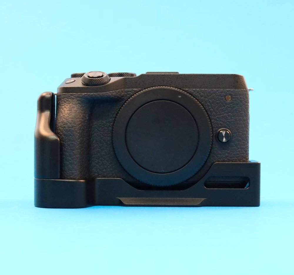 Quick Release Bracket Grip for Canon EOS M6 Mark II 