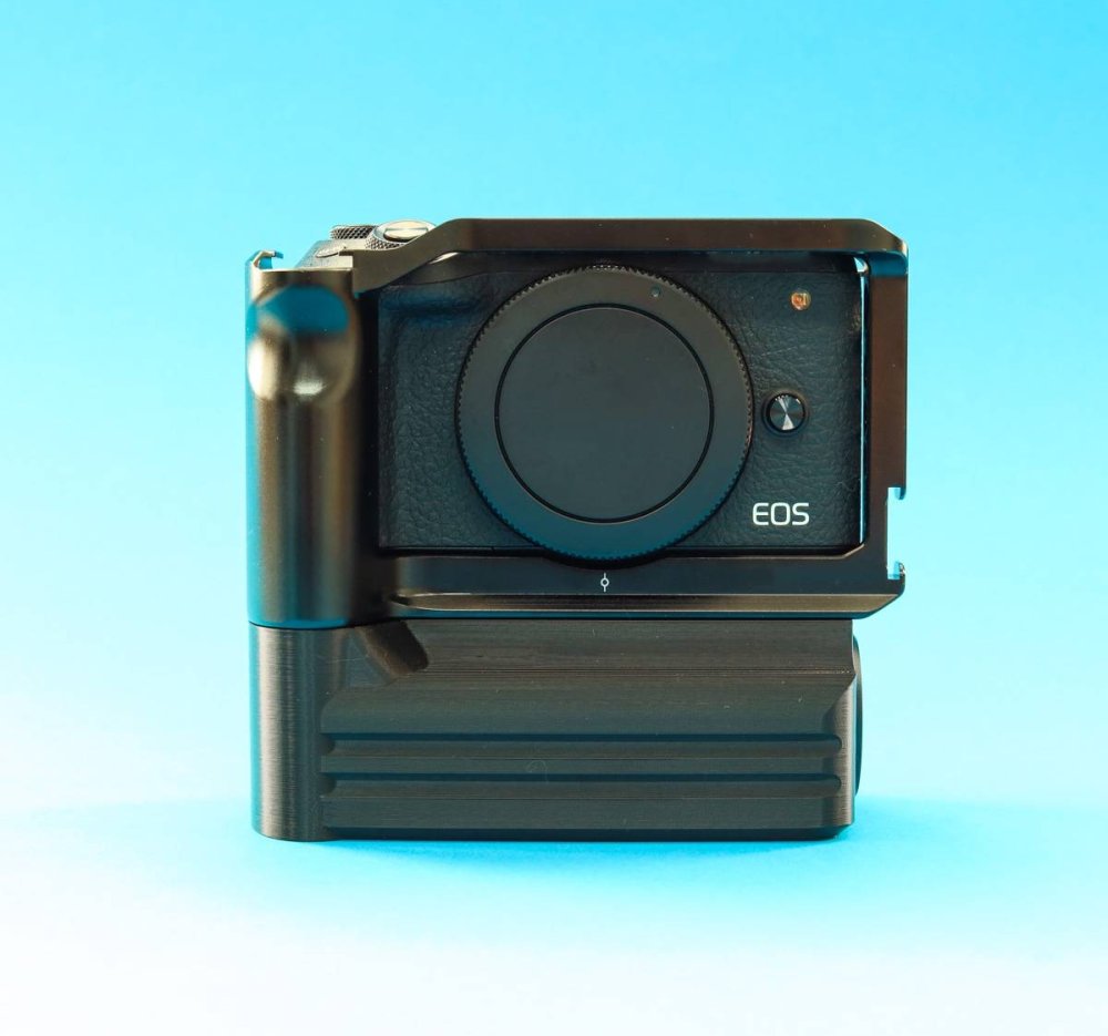 
                            Battery Add-On for Canon EOS M6 mark II SmallRig Cage