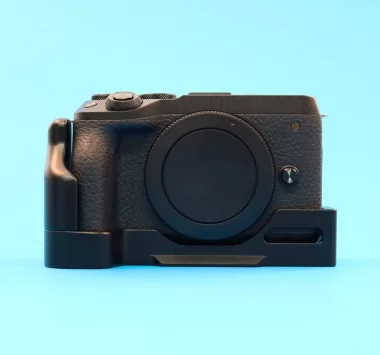 Quick Release Bracket Grip for Canon EOS M6 Mark II 